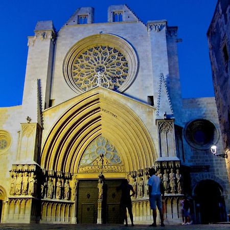 Pigal 1 Apartament Centre Historic Daire Tarragona Dış mekan fotoğraf